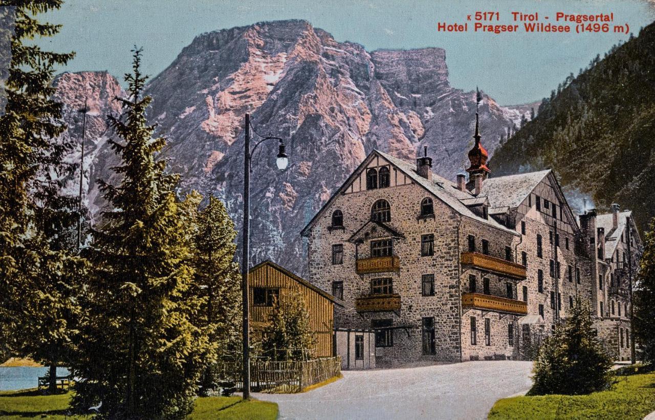 Hotel Lago Di Braies Braies  Exterior photo
