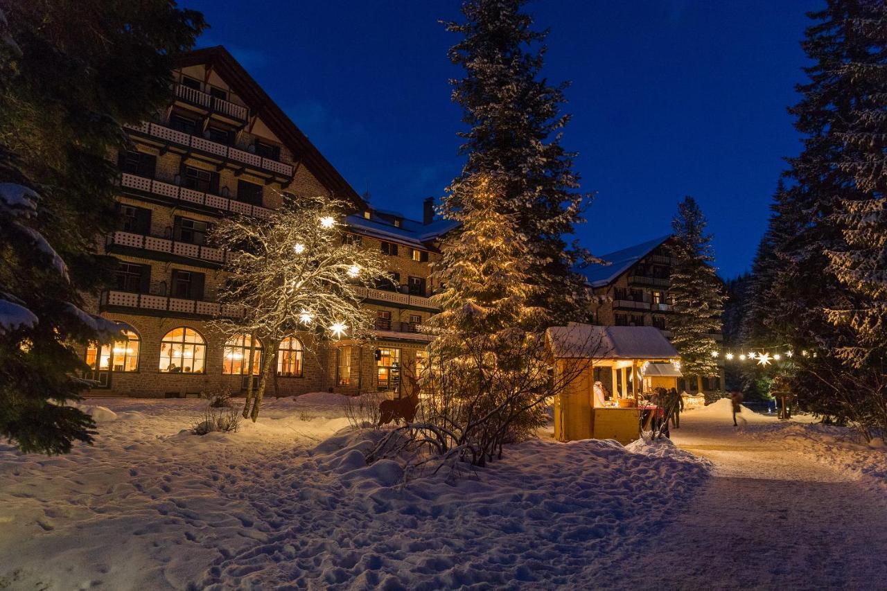 Hotel Lago Di Braies Braies  Exterior photo